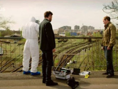 na moste nad železnicou