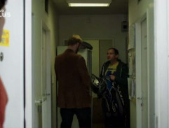 S04E05 Krev a benzín