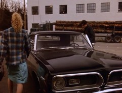 Bobby a Shelley odjíží od RR Café