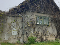 Jiný pohled na bývalé stavení