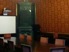 v budove Federálnej vlády