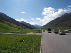 Na benzinové pumpě