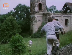 zrúcanina pri železničnej trati