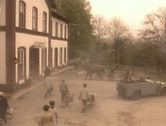 Před stanicí Zábřeh