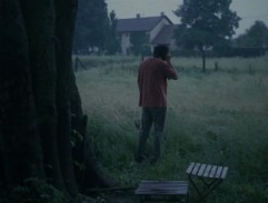 Járovi zvoní telefon