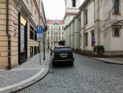 Ulice, kde bydlí Rychmanovi