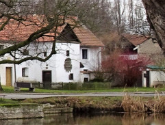 v Panenských Břežanech 2