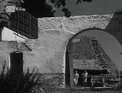 Vesničané běží na pomoc