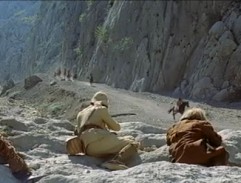 Sam Hawkins střílí na znamení Utahům. 