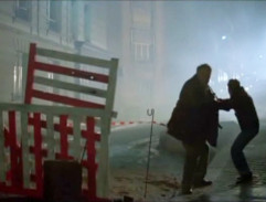 Obklíčeni policií 