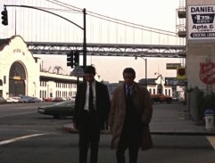 Před hotelem Daniels