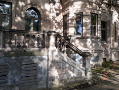 Sídlo "Motýla", plk. Dymla