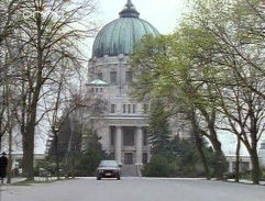 Kostol na cintoríne