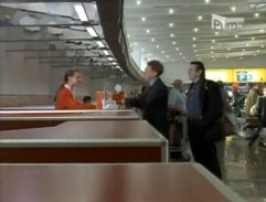 Karenin chce odletieť