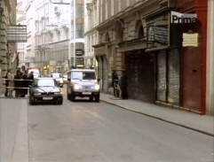 Zásahová jednotka prichádza k baletnej škole