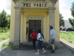 Pohřební kaple rodu Auerspergů