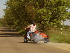 Kateřina na motorce 2