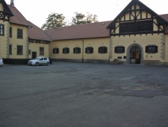 dvor žrebčína