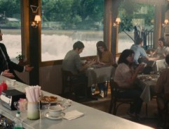 Uvnitř Flying Deer Diner