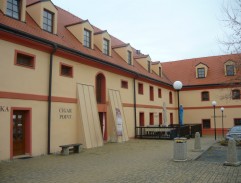 Sylvestrův statek 2