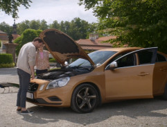 Parkoviště před zámkem II