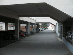 Františka telefonuje