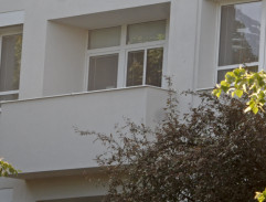 Martynčák na balkóně