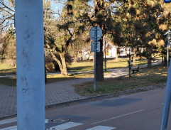 956. Méně je více