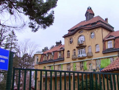 Psychiatrická léčebna