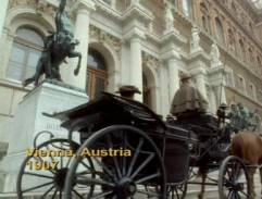 Před fakultou umění