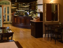 Na hotelové recepci