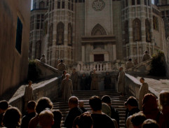 Cersei před uličkou hanby