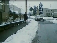 před dědovým domem