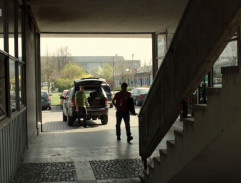 U nákupního střediska