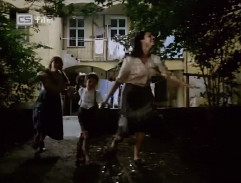 dvor Boženkinho domu