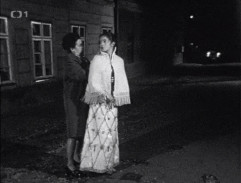 Před domem Matuškových