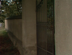 Brána na hřbitov
