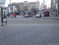 V zahrádce Kavárny Opera