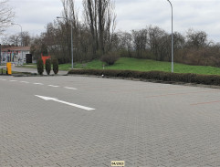 Parkoviště u nemocnice