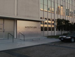 Tajná továrna Hammer