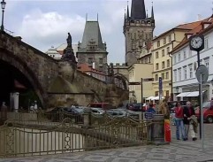 pod Karlovým mostom