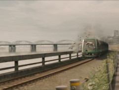 Ultron rozbíjí čelní sklo vlaku