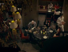 Bosák v reštaurácií