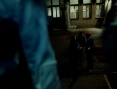 průvodčí ve stanici prosí o posilu