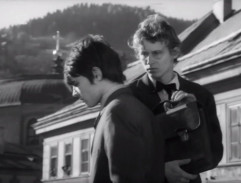 3. Maroško študuje