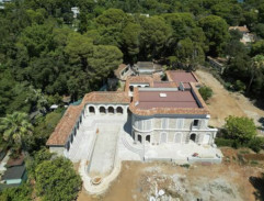 Policajt nebo rošťák