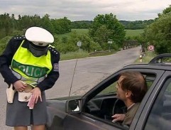 Brutální Maruška zastavuje Mareše