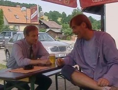 Mareš s Mazencem starším u piva