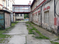 v pracovnom tábore Kanada