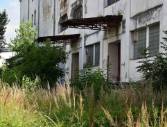 Honička s motorkářem